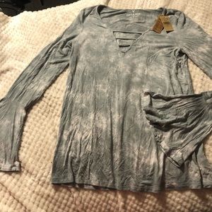 Women’s American Eagle Shirt